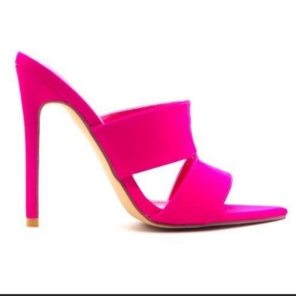 HOT PINK HEELS - Picture 8 of 8